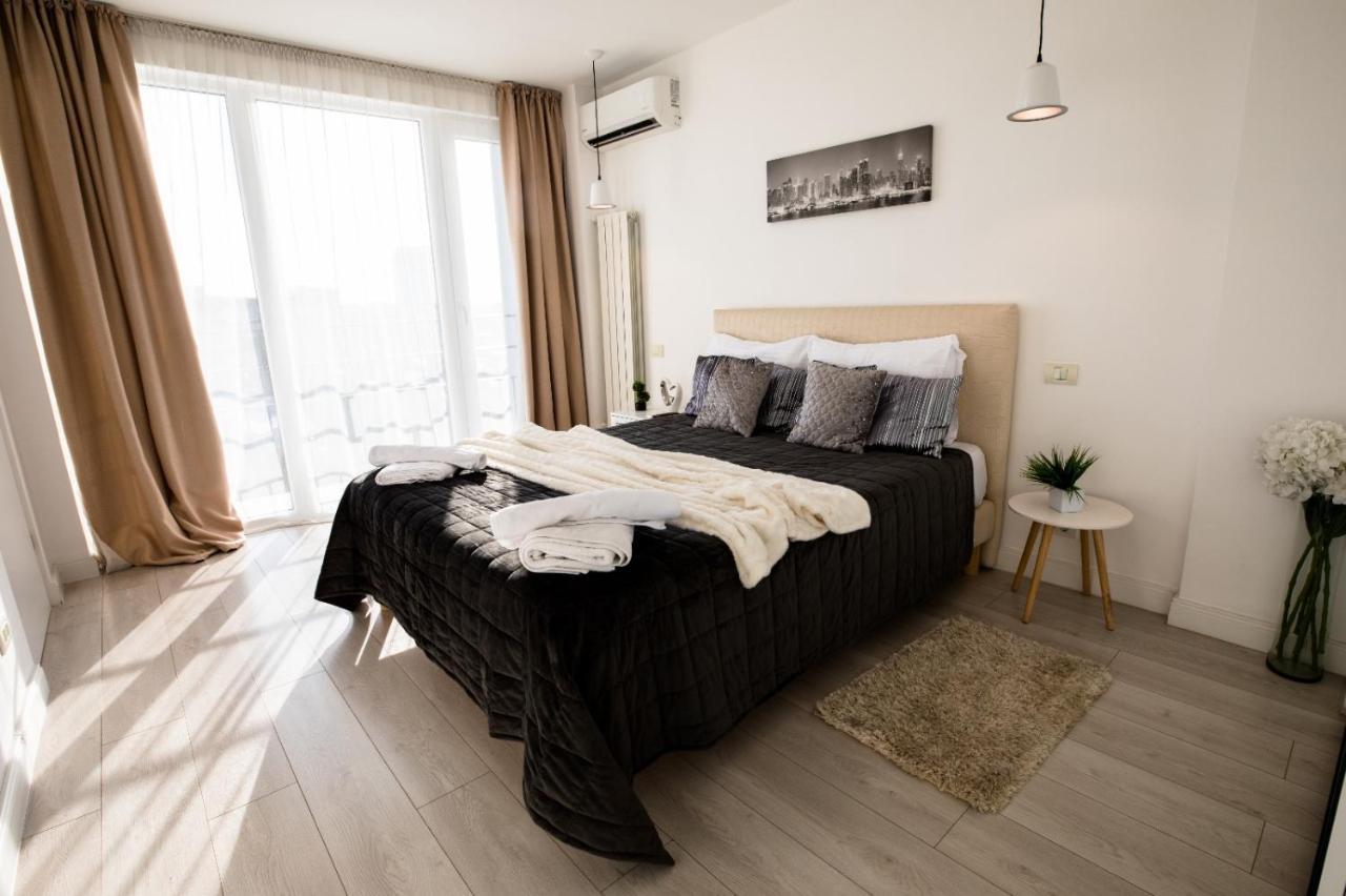 Citadella Atheneum Apartment บูคาเรสต์ ภายนอก รูปภาพ